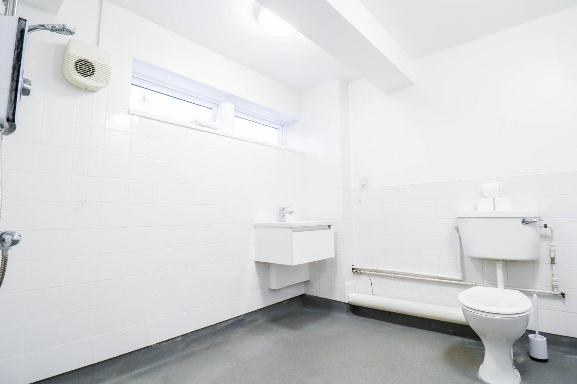 Bright And Spacious Contractor House L Parking! Borehamwood Kültér fotó
